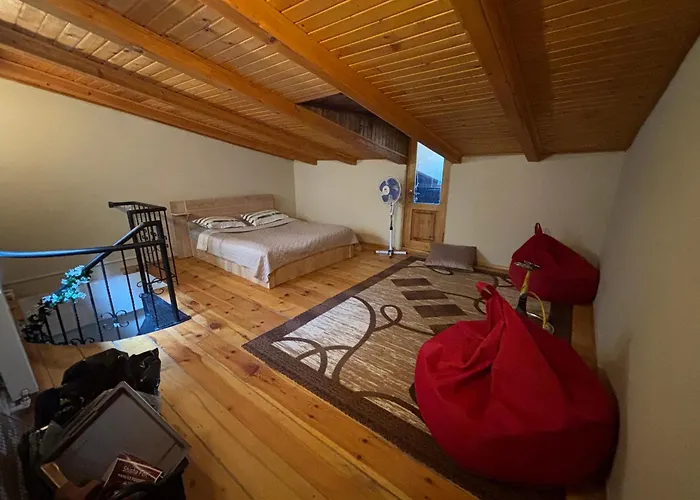 Mirzahouse